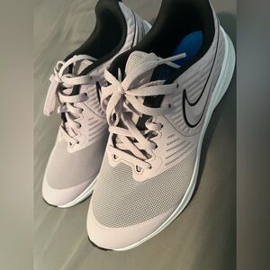 New NIKE sneakers